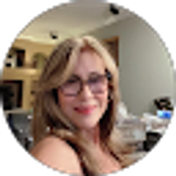 Profile photo of Diane Hernández