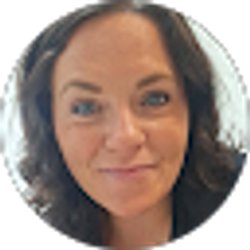 Profile photo of Amanda