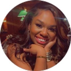 Profile photo of Alexis Turner