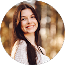 Profile photo of Hannah Maudal