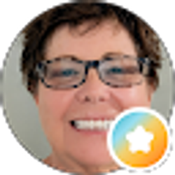 Profile photo of Suzanne