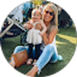 Profile photo of Jessica Dehn