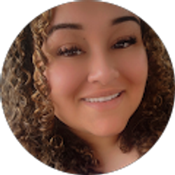 Profile photo of Vanessa Manzo