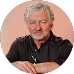 Profile photo of Louis Colaiannia