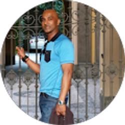 Profile photo of Simon Veeren