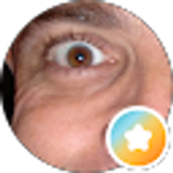 Profile photo of Alex Seagull