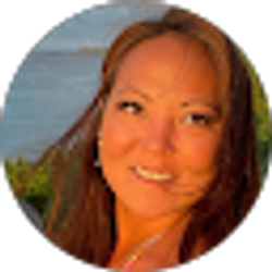 Profile photo of Roslyn Sakaguchi