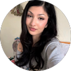 Profile photo of Alia Gilani