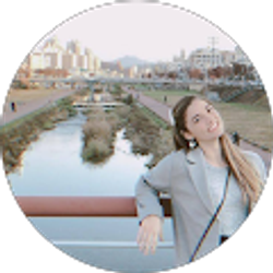 Profile photo of ToeKnee123