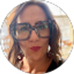 Profile photo of Lisa Huffman