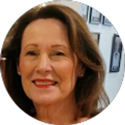 Profile photo of Jessica DeFontes