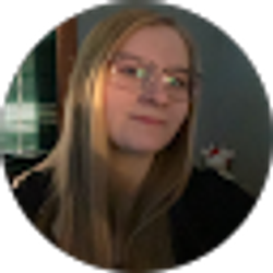 Profile photo of Julia Hall