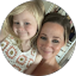 Profile photo of Lindsay Poynor
