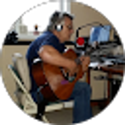 Profile photo of Nicky Lampe