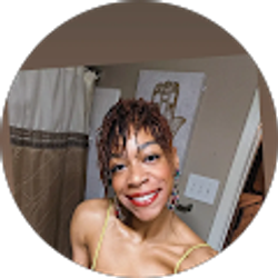 Profile photo of Chelsey Hammond