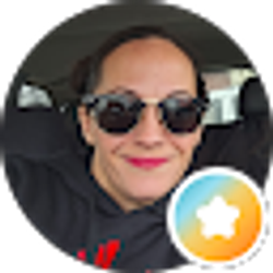 Profile photo of courtney bandish