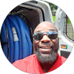 Profile photo of Mike Leonard