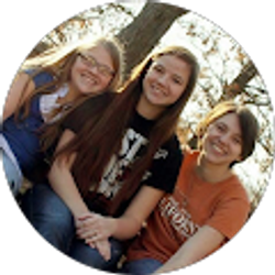 Profile photo of Rachel E Henks