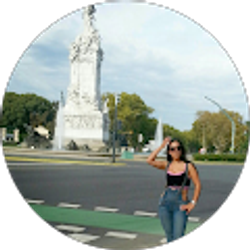 Profile photo of Elizabeth Cadena