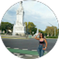 Profile photo of Elizabeth Cadena