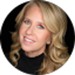 Profile photo of Kelly Mondora