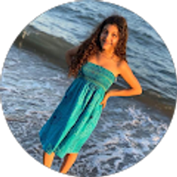 Profile photo of Frida Robles