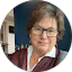 Profile photo of Lisa Gorski