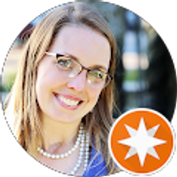 Profile photo of Lauren Mayfield