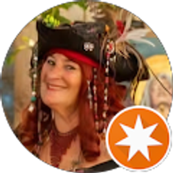 Profile photo of Julie Vertina