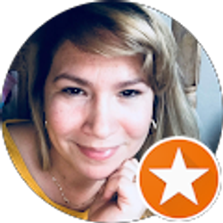 Profile photo of Yunia Rosales