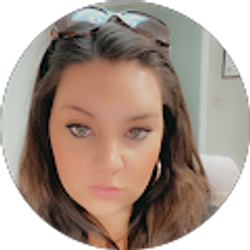 Profile photo of Dawn Perry