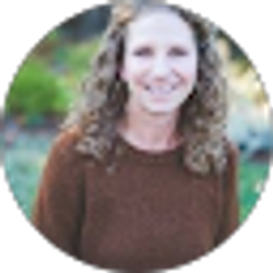 Profile photo of Roxanne Harrison