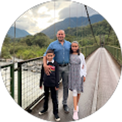 Profile photo of Rey Elzieny