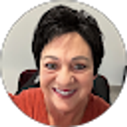 Profile photo of Lisa McGee