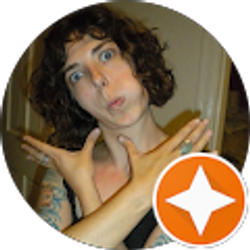 Profile photo of Heidi Cross