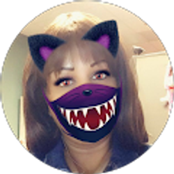 Profile photo of Elisa Flores