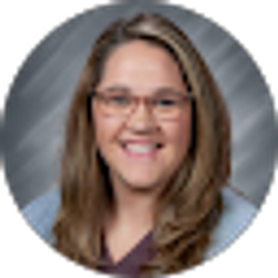 Profile photo of Julie Faul