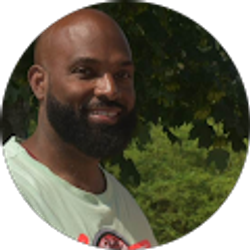 Profile photo of Stacey Baxter