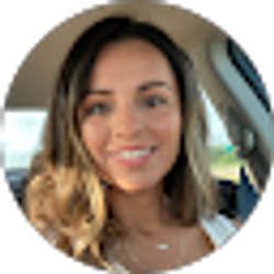 Profile photo of Karen Zambrano