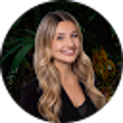 Profile photo of Hannah Wald