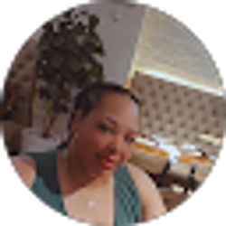 Profile photo of Chloe Jenkins