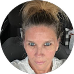 Profile photo of Jennifer