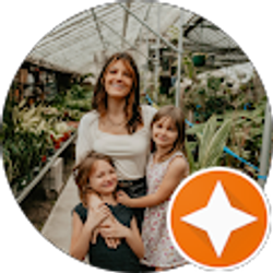 Profile photo of Leanne Green