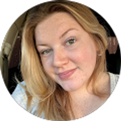 Profile photo of Isabella Pelech