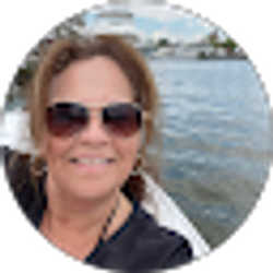 Profile photo of Cindy Harris