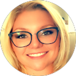 Profile photo of Jeannette Lange