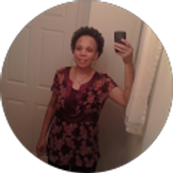 Profile photo of Deanie Holmes