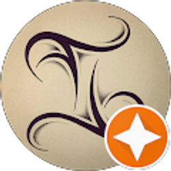 Profile photo of Lia Chins