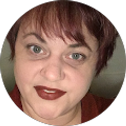 Profile photo of Courtney Wunder