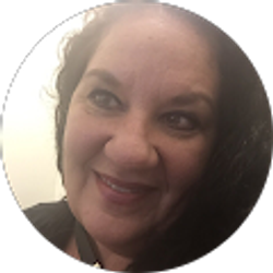 Profile photo of Kim Phillips